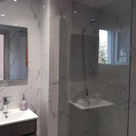 Apartament Agnanti *