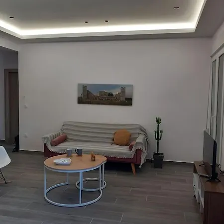 Agnanti Apartament *