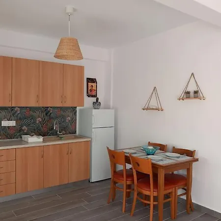 Apartament Agnanti *