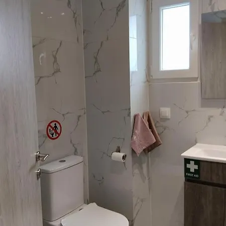 Agnanti Apartament *